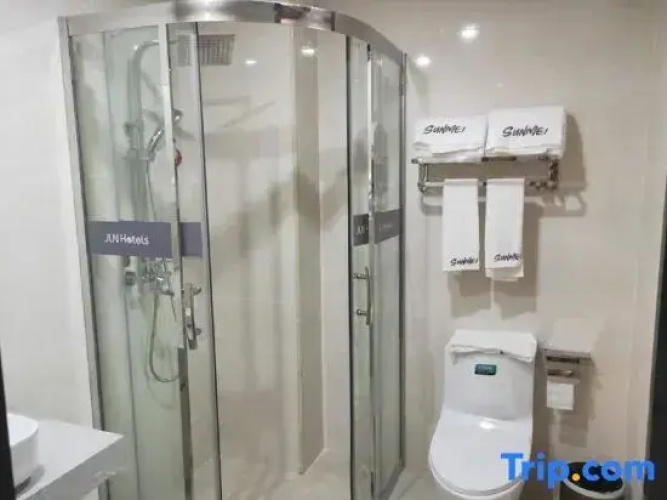 Dongguan Haiyi Chain Hotel