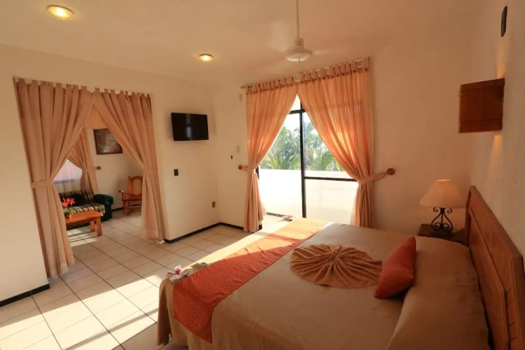 Standard room with balcony
