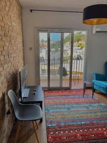 Pearl City View Apartment