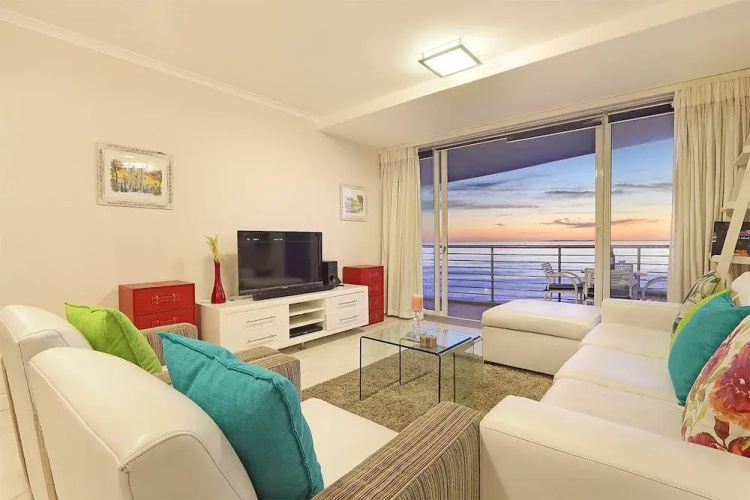 Horizon Bay 402