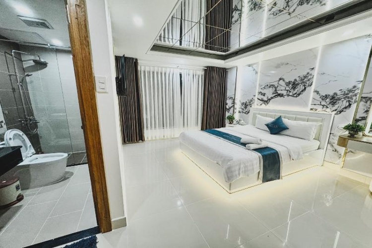 Deluxe Double room with balcony