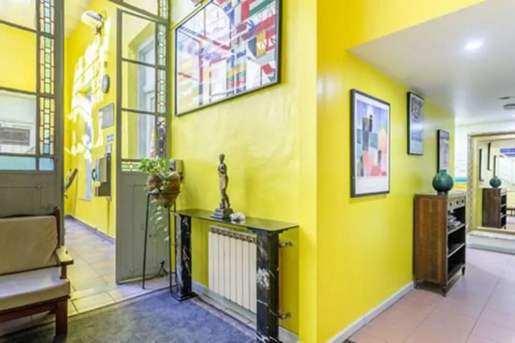 Master Hostel Borges
