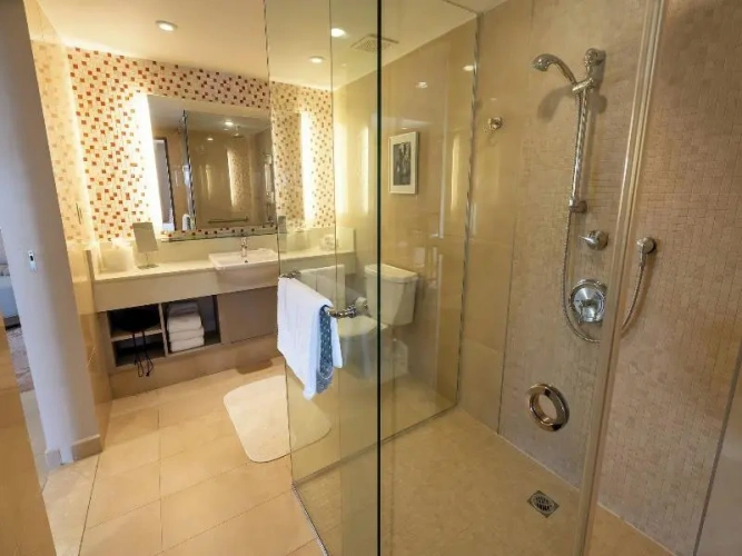 1 Bedroom Double Suite with balcony