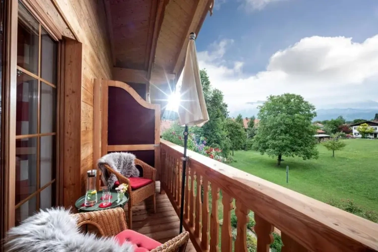 1 Bedroom Double Apartment with balcony and with mountain view