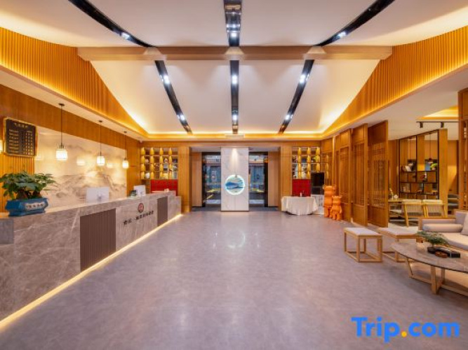 Gulan·Chiminglixiang Hotel