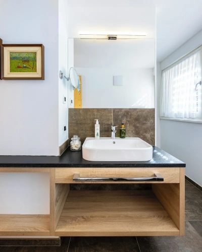 1 Bedroom Standard Double room with balcony and with mountain view