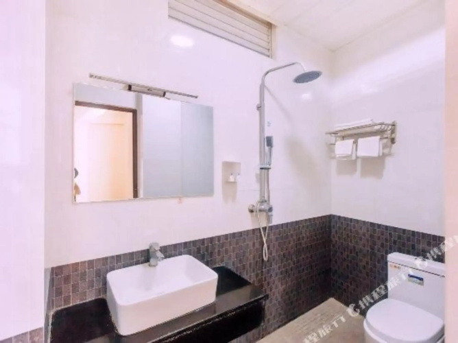 Qingshun Hotel