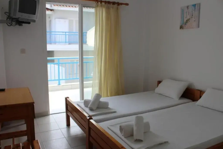 Studio with sea view
