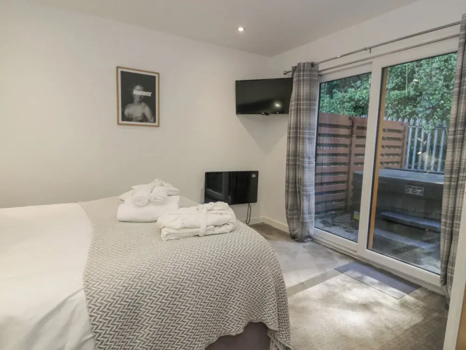 Luxury Lodge 46