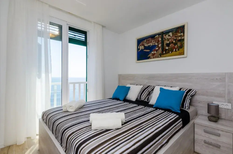 Apartments Lazarin