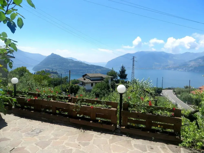 Marone Apartment With Pool
