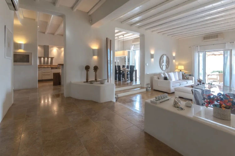 Hera iconic Mykonian Villa