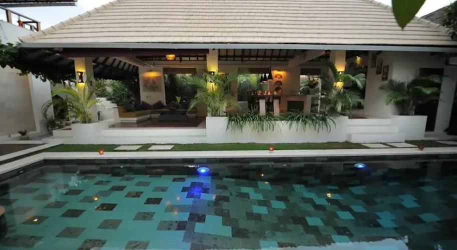 The Lane Villa