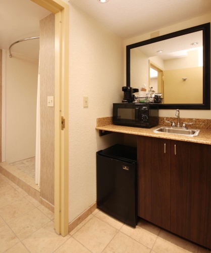 Hampton Inn Champaign/Urbana photo 30