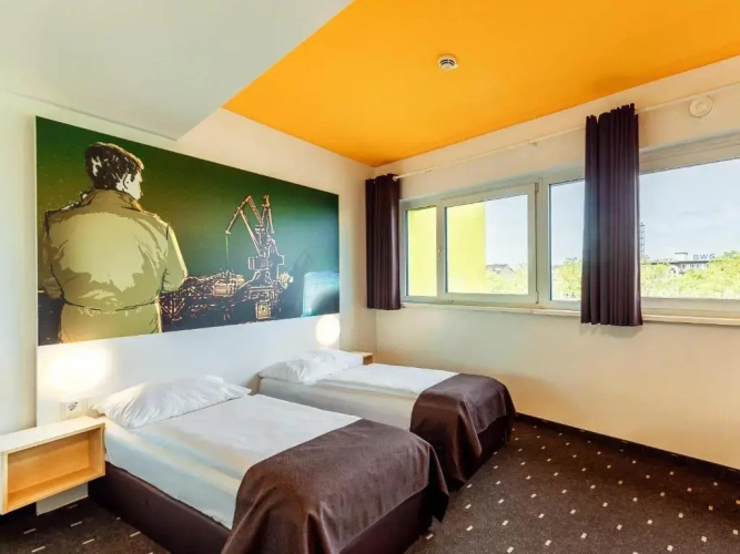 Triple room