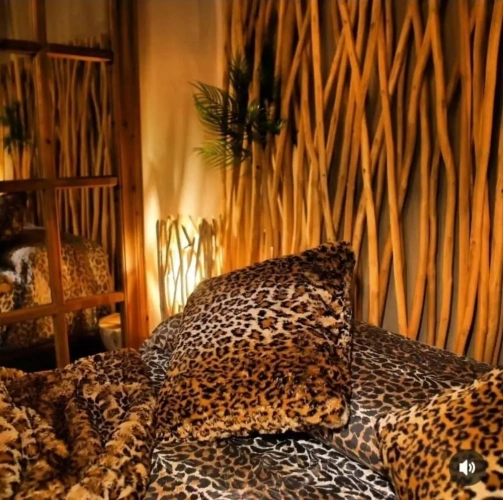 Royal room