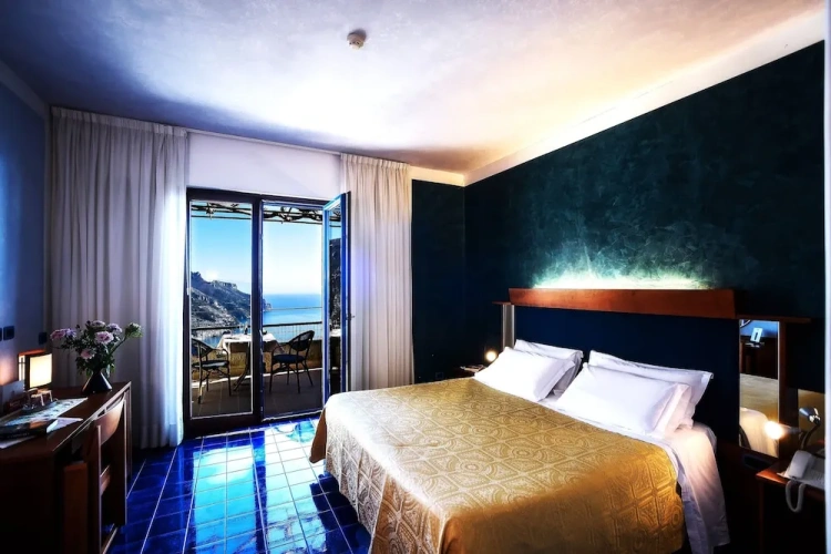 Superior Double room with balcony