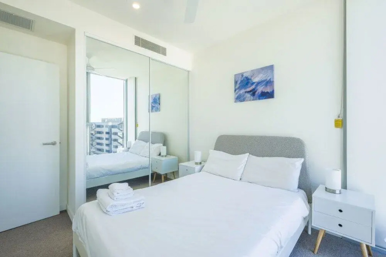 Sofun Apartment In Newstead