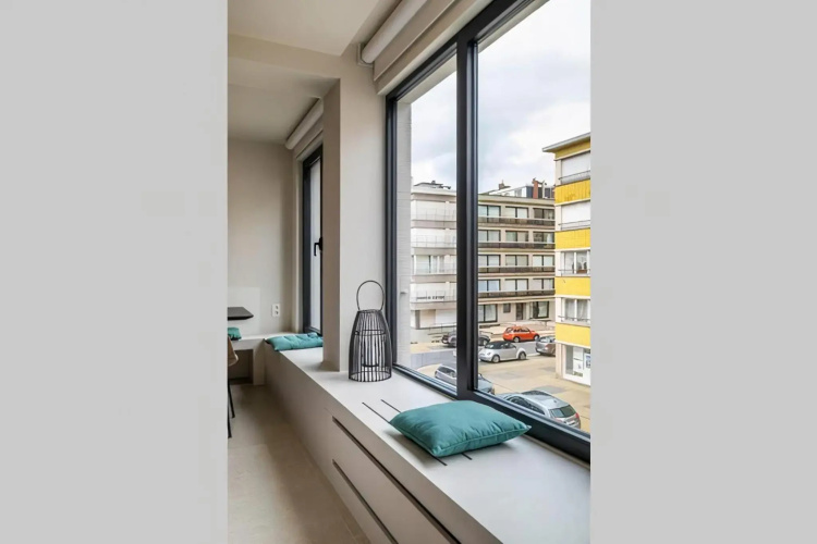 Fully renovated magnificent apt 50m from the beach