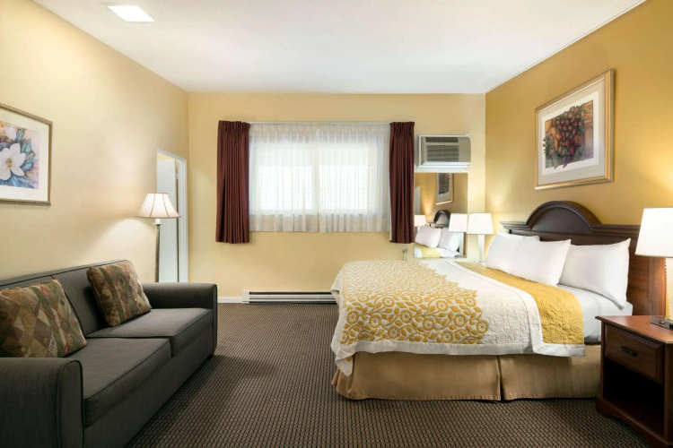 Days Inn by Wyndham Dover