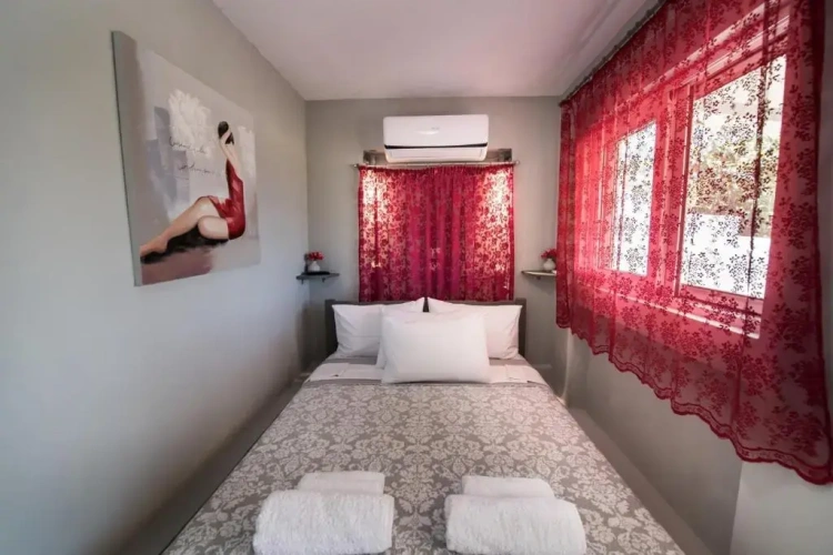 Studio with balcony and with view