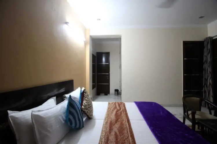 Divine Residency By Royal Collection
