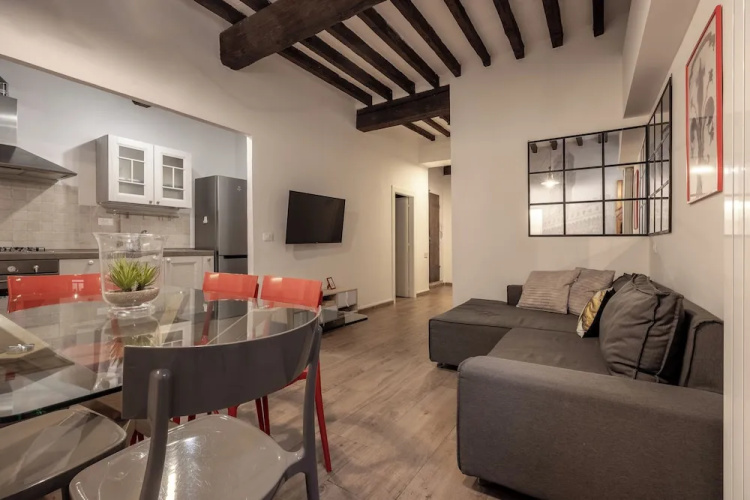 Laurel Apartment by Mmega