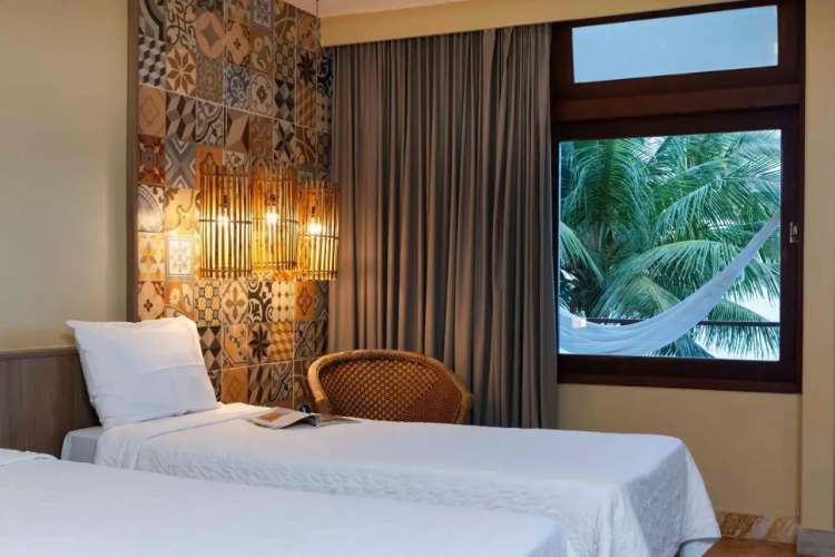 Hotel Pontal de Ubu