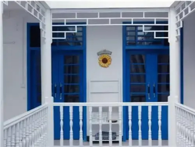 Xiaoqiaoliushui Hostel