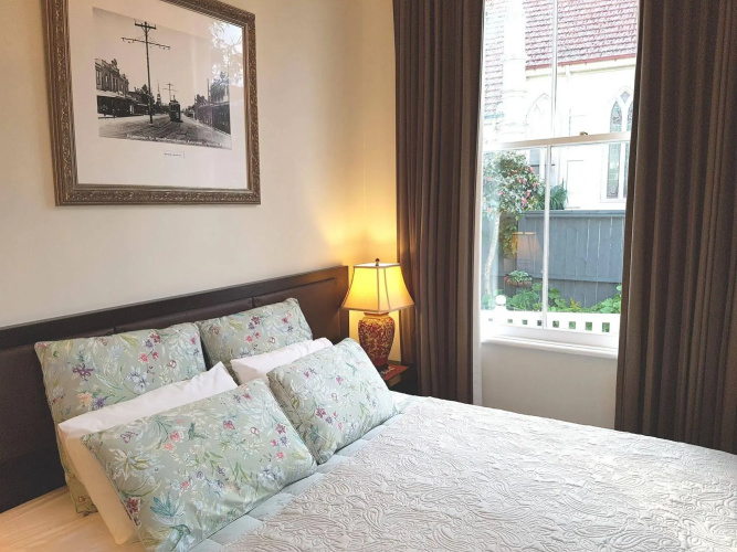 Ponsonby Manor