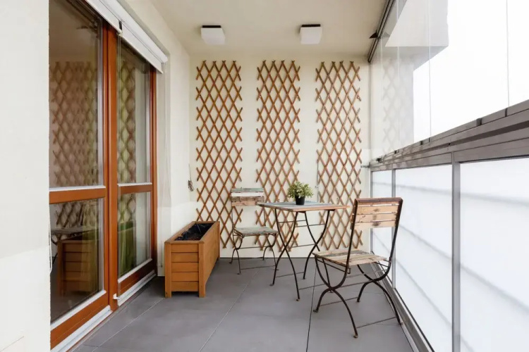 Broniwoja Apartment by Renters