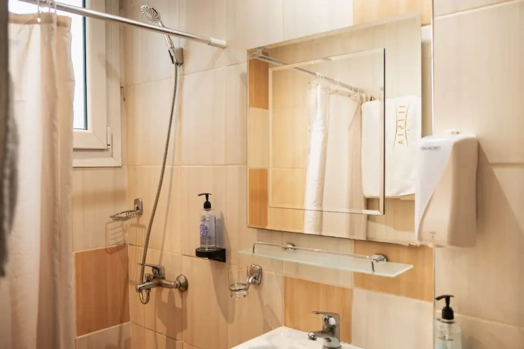 Economy Twin room with balcony