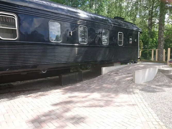 Tågvagnshotellet - Silleruds Station