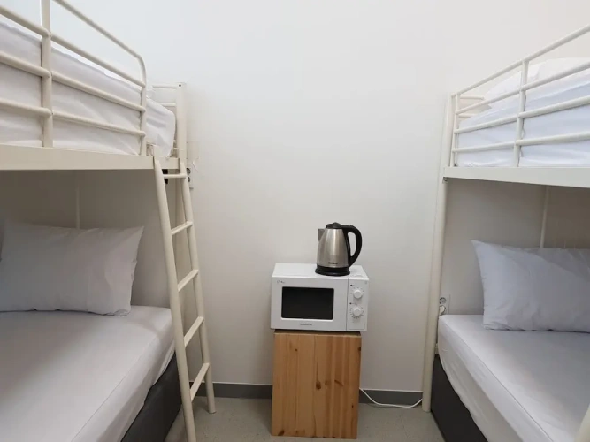 Economy Quadruple room