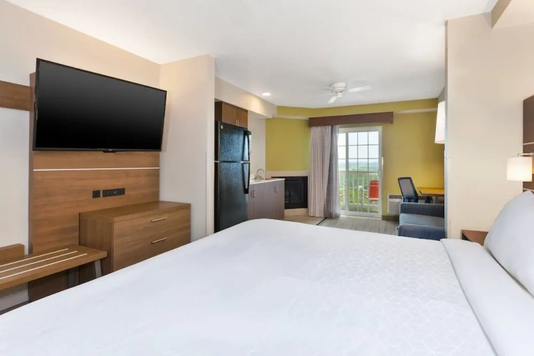 Double Suite with balcony and with view