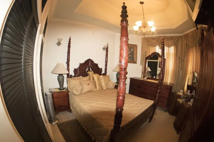 Pine Hurst Suites