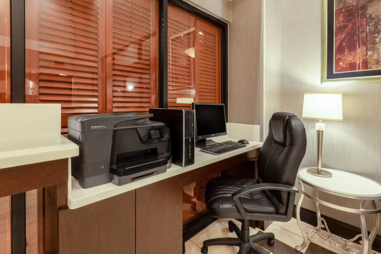 Lexington Expo Hotel by IHG