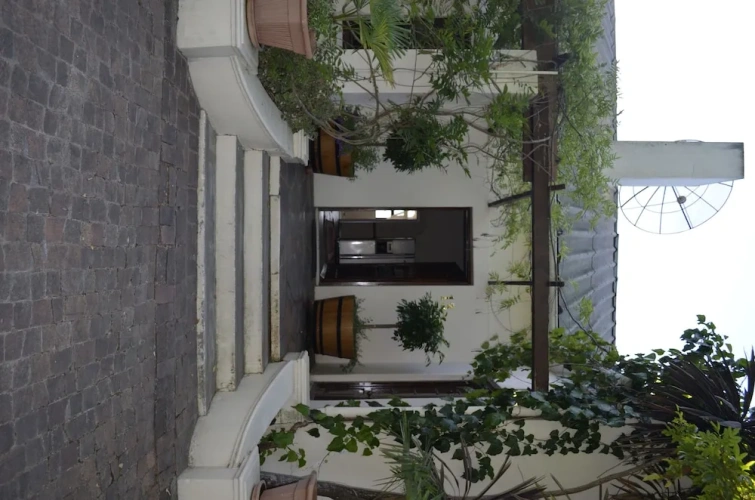 Quadruple Suite