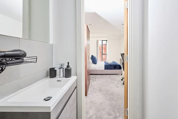 Birmingham/2bed/modernkitchen/petsok/tv/wifi