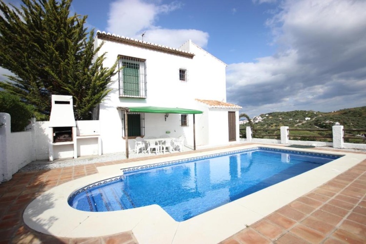 3 Bedrooms Double Cottage
