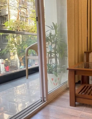 Deluxe room with balcony and with city view