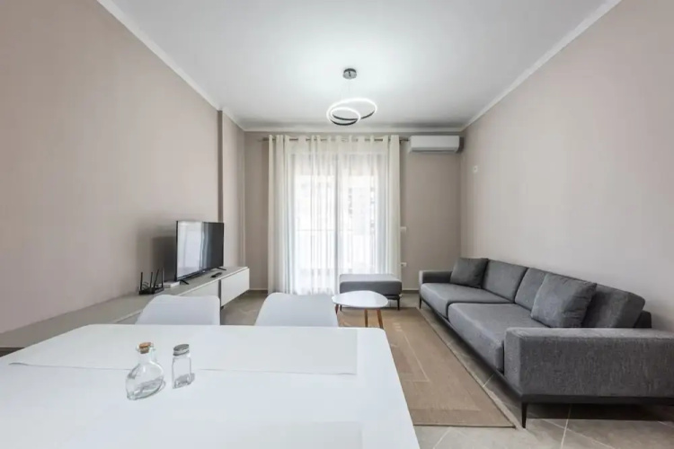 The Seaside Oasis Apartment