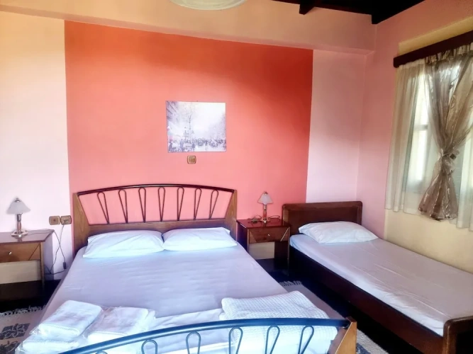 Deluxe Triple room with mountain view