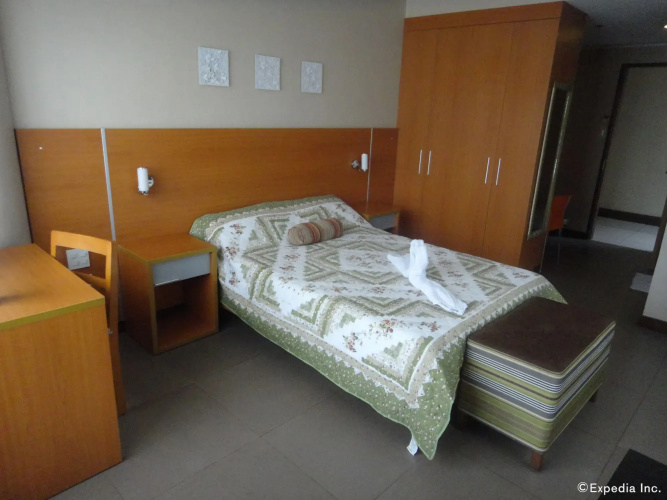 Fuente Oro Business Suites Cebu powered by Cocotel
