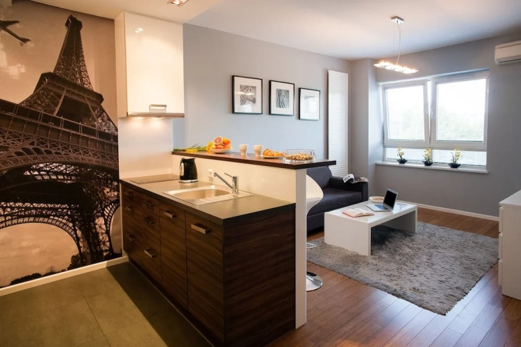 Apartment with balcony