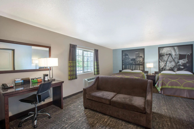 Spark by Hilton Springfield Eugene