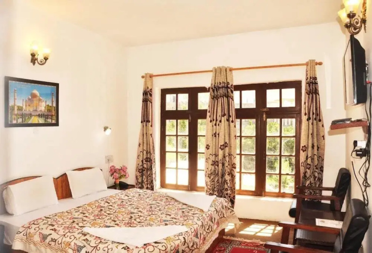 Hotel Jan Palace