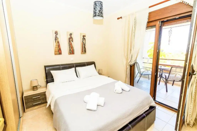Seaview House Athena