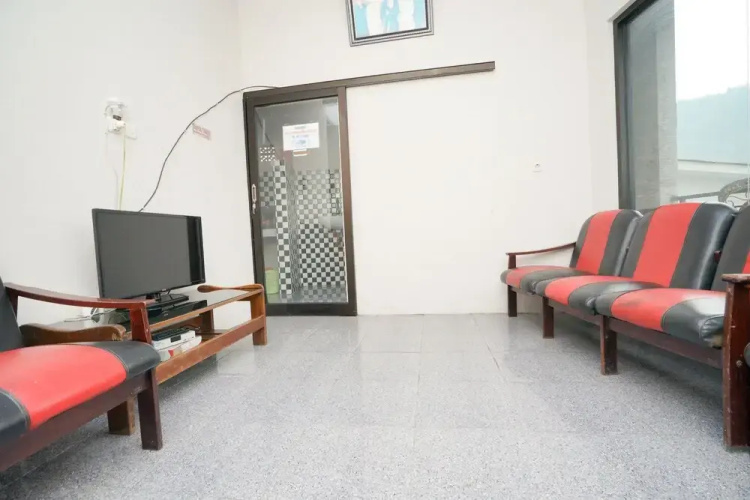 OYO 2327 Dome Hotel