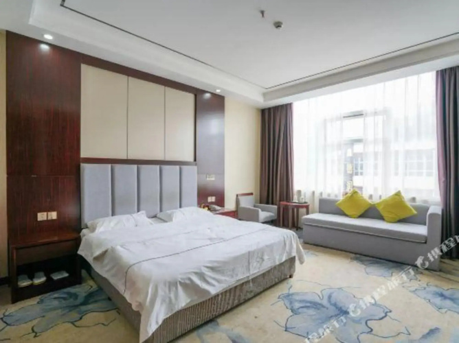 Jun Yue Hotel